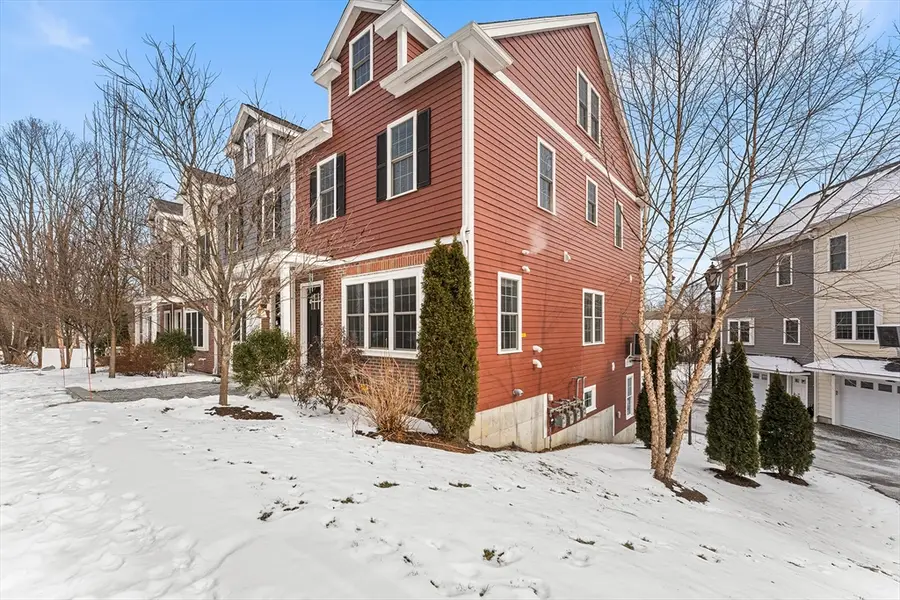 2 Mechanic St #1, Medway, MA 02053 - Image #2