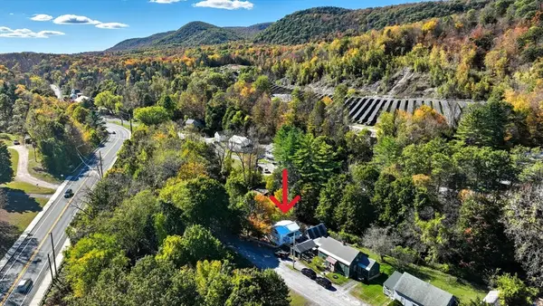 2 S Willow St, Adams, MA 01220