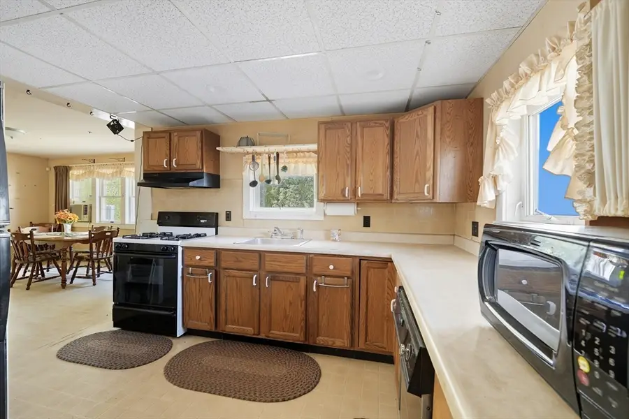 2 S Willow St, Adams, MA 01220 - Image #2