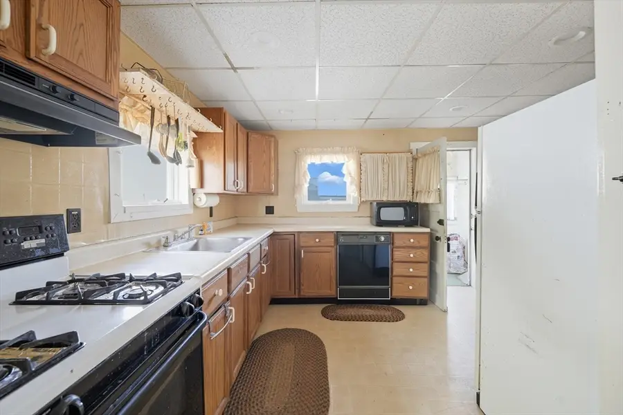 2 S Willow St, Adams, MA 01220 - Image #3