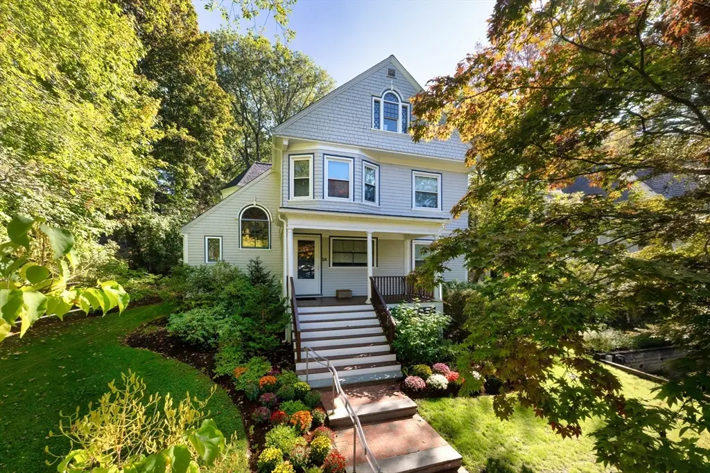34 Chestnut Terrace, Newton, MA 02459 - Image #1