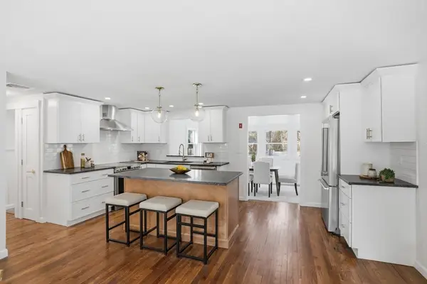 11 Maple Terrace, Newbury, MA 01951