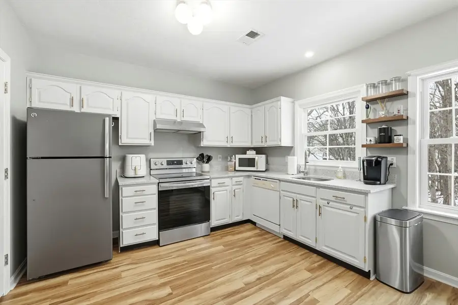 219 Allerton Commons Lane #219, Braintree, MA 02184 - Image #2