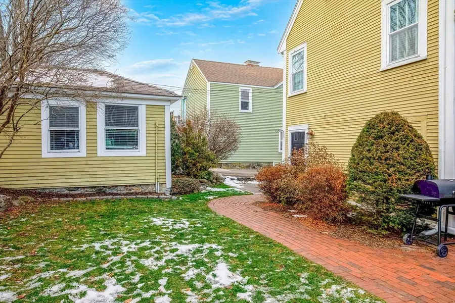 12 School St #2, Amesbury, MA 01913 - Image #2