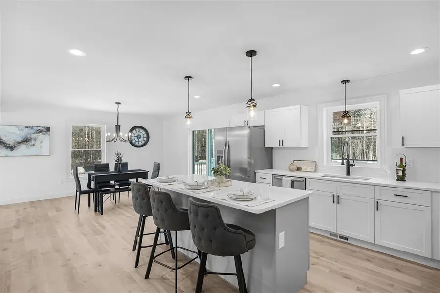 32 Country Ln, Palmer, MA 01069 - Image #3