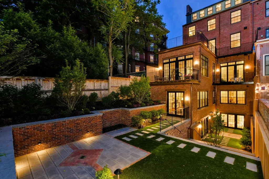 5 Joy Street #1, Boston, MA 02108 - Image #1