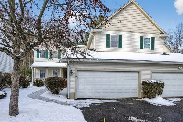 19 Village Cir #19, Milford, MA 01757