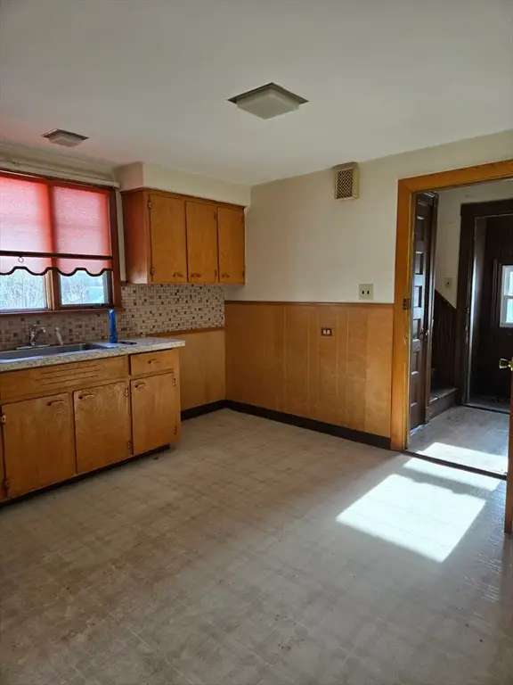 161 Garland St, Everett, MA 02149 - Image #2