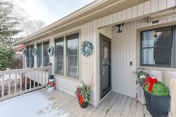 36 Bruce Avenue, Shrewsbury, MA 01545