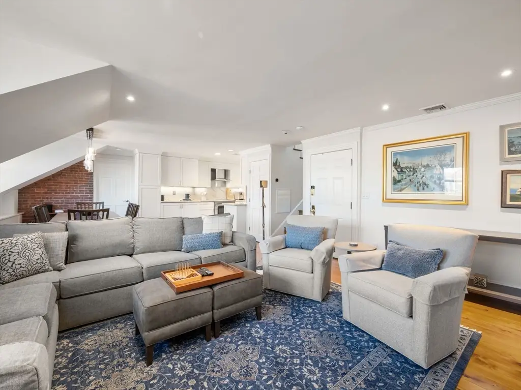 40-42 Mount Vernon St #5A, Boston, MA 02108 - Image #1