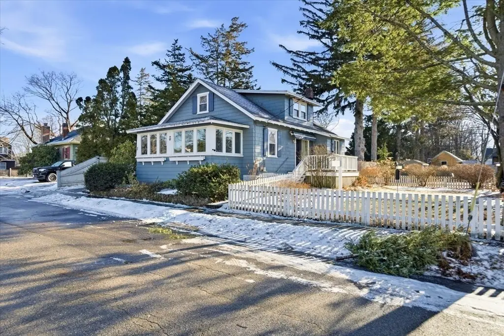 1 Beacon St, Newburyport, MA 01950 - Image #1