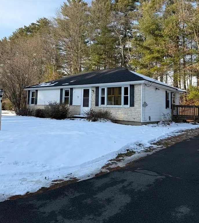 9 Sunset Dr, Orange, MA 01364 - Image #2