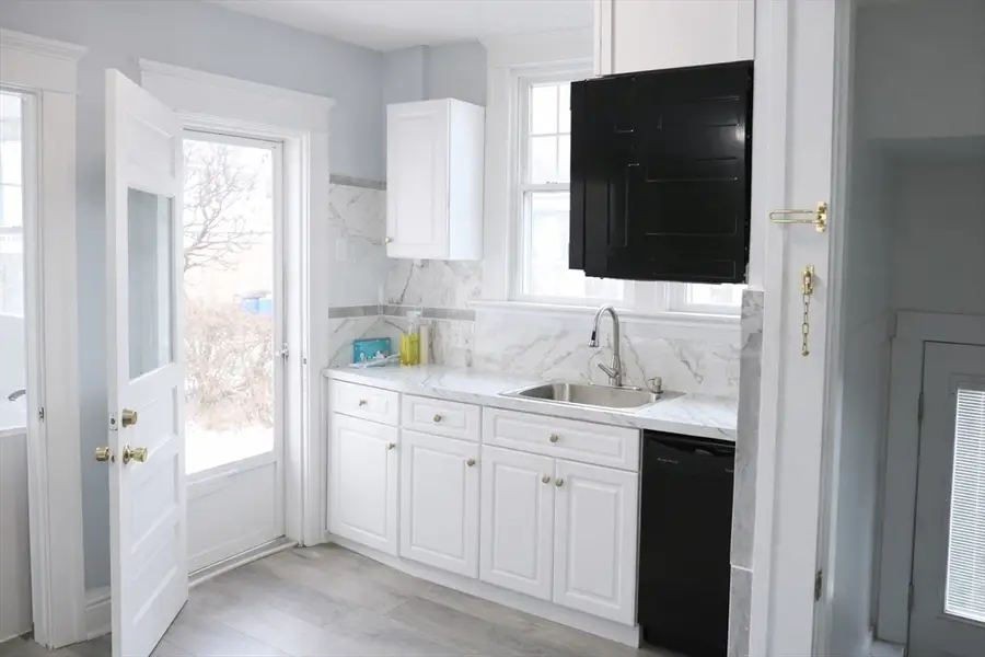 144 Washington St, Springfield, MA 01108 - Image #2