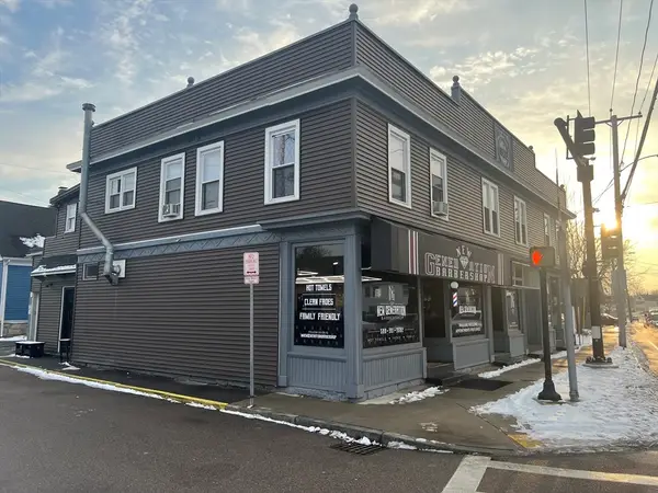 99-101 E Main St, Milford, MA 01757