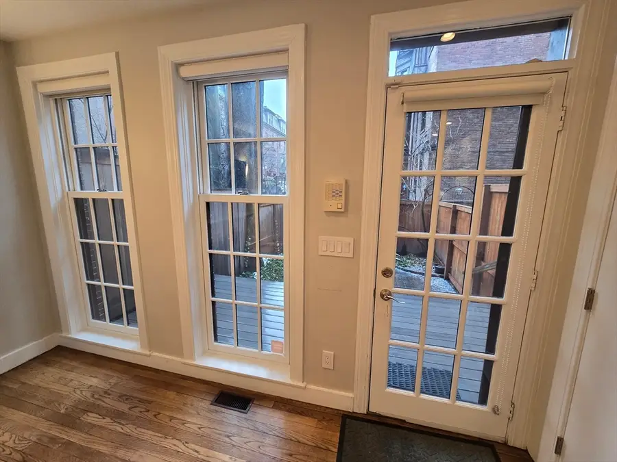 42 Clarendon Street #1, Boston, MA 02116 - Image #2