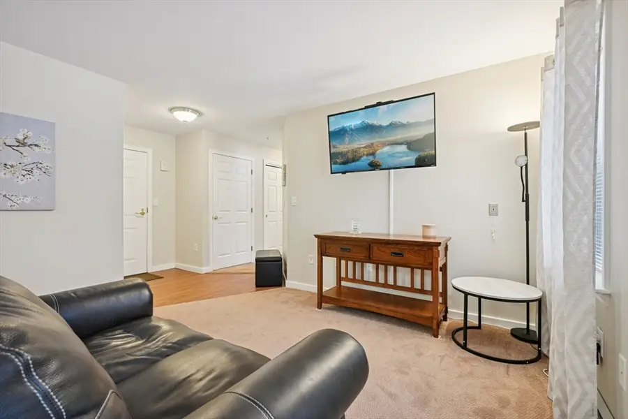 34 Meetinghouse Lane #208, Stow, MA 01775 - Image #3