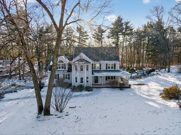 33 Overlook Drive, Groton, MA 01450