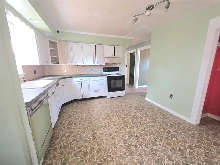 6 Barker St, Three Rivers, MA 01080 - Image #2