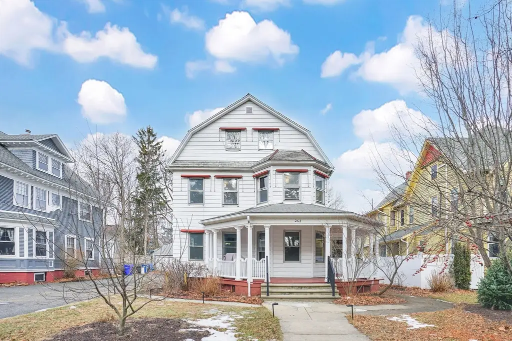 264 Sumner Ave, Springfield, MA 01108 - Image #1