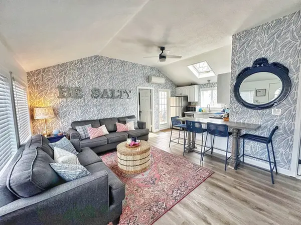 186 Seaview Ave #3, Yarmouth, MA 02664