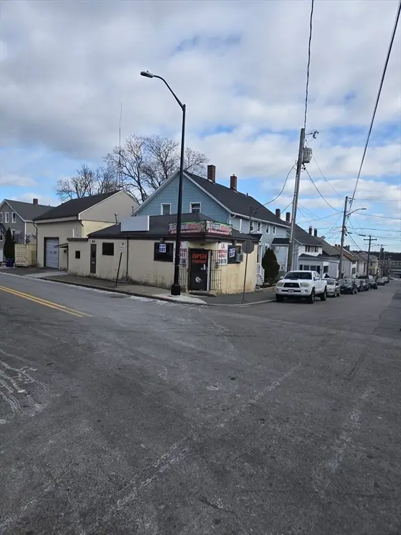 67-69 Austin St, New Bedford, MA 02740 - Image #3