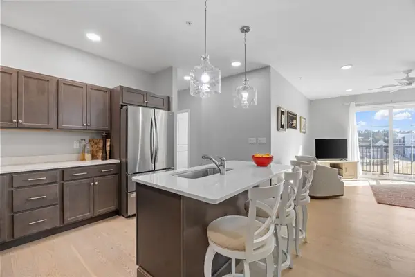 1 Mariners Way #309, Plymouth, MA 02360