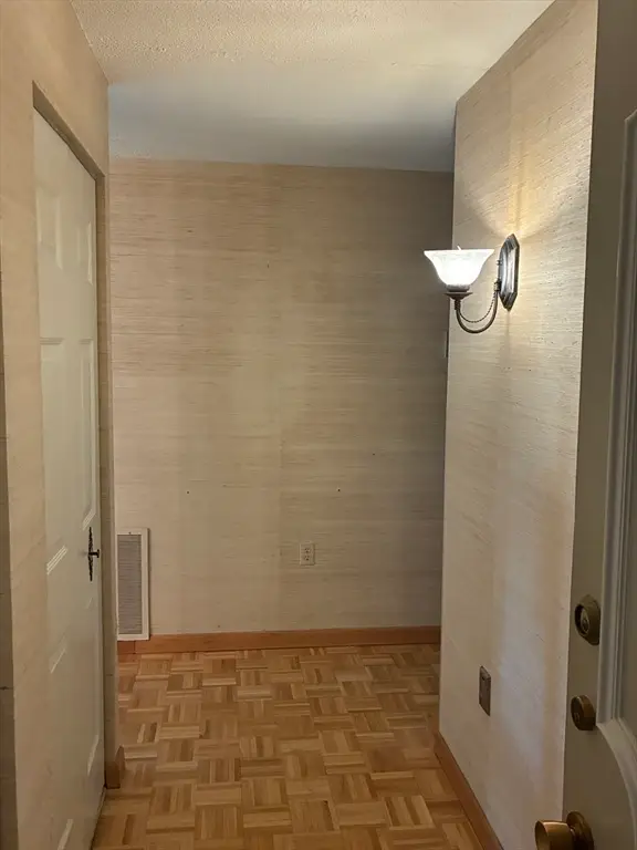 146 Marble St. #408, Stoneham, MA 02180