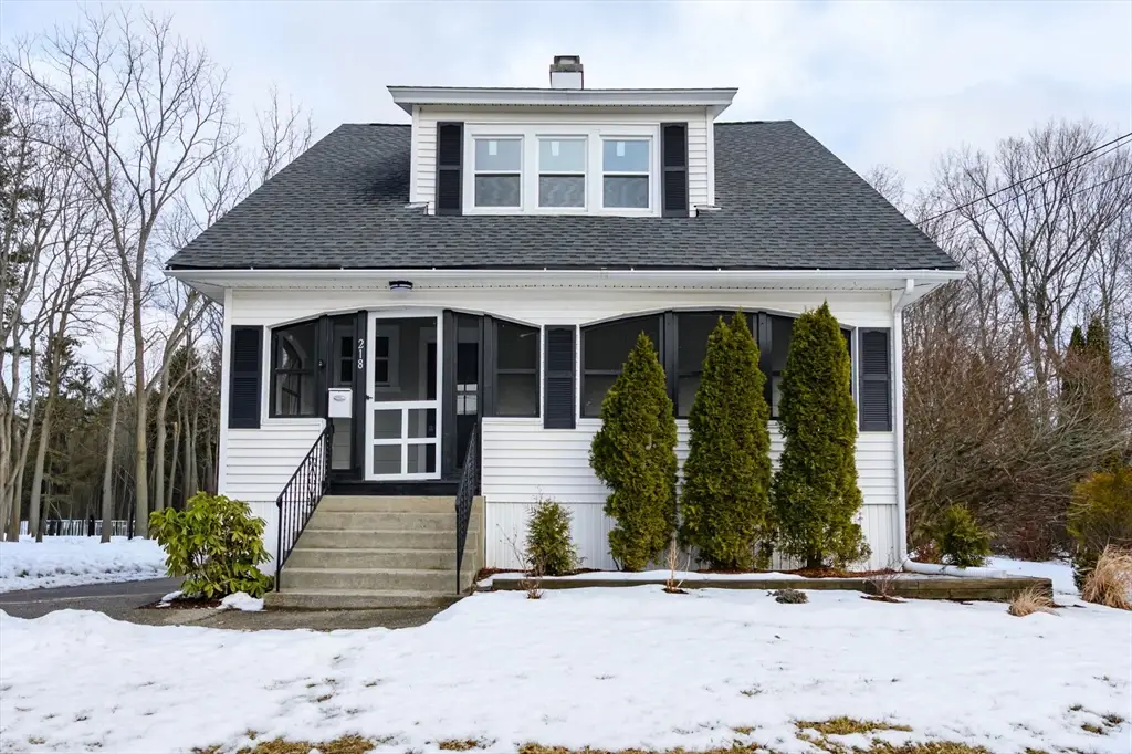 218 Holden St, Worcester, MA 01606 - Image #1