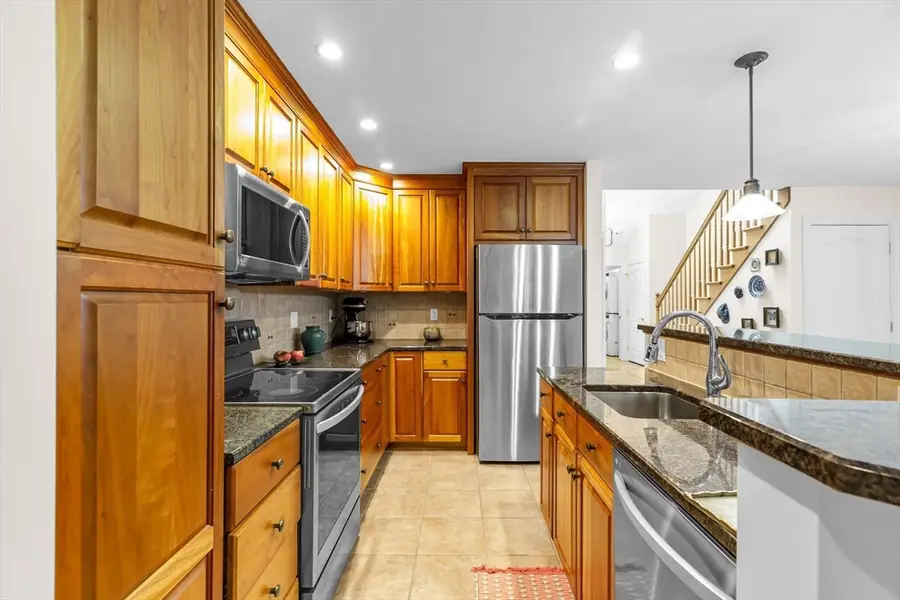 117 Pine Grove Dr #117, South Hadley, MA 01075 - Image #3