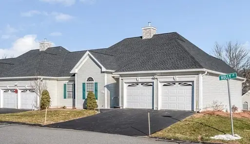 27 Holly Lane #27, Dracut, MA 01826 - Image #1