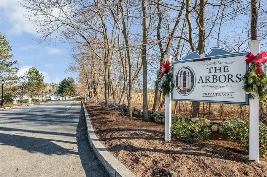 27 Holly Lane #27, Dracut, MA 01826 - Image #2