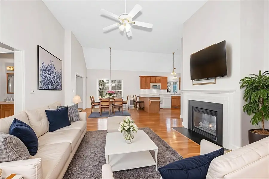 27 Holly Lane #27, Dracut, MA 01826 - Image #3