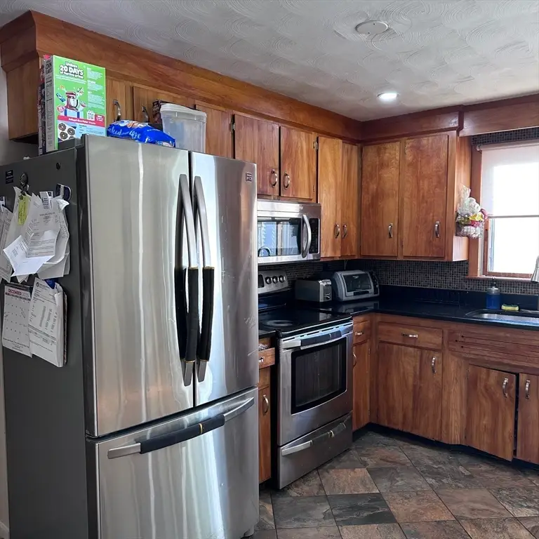 1163 Whipple Rd, Tewksbury, MA 01876 - Image #2