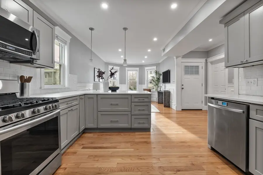 52 Lithgow St #2, Boston, MA 02124 - Image #3