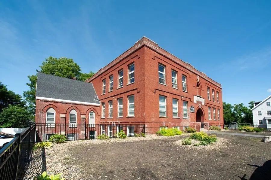 108 Harrison St, Haverhill, MA 01830 - Image #3