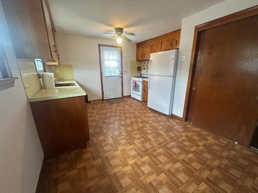 42 Pratt St, Brockton, MA 02302 - Image #2