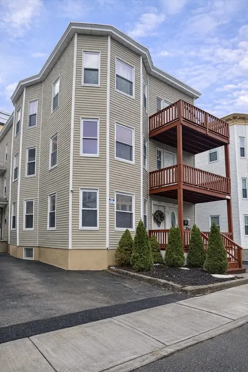 60-62 Avon St, Lawrence, MA 01841 - Image #1