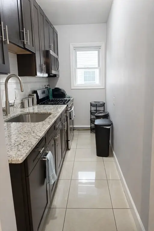 60-62 Avon St, Lawrence, MA 01841 - Image #2