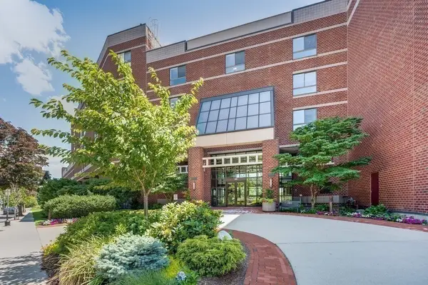 199 Coolidge Ave #511, Watertown, MA 02472