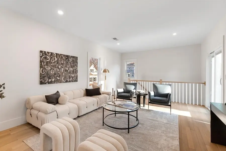 7 Bennett St #2, Medford, MA 02155 - Image #3