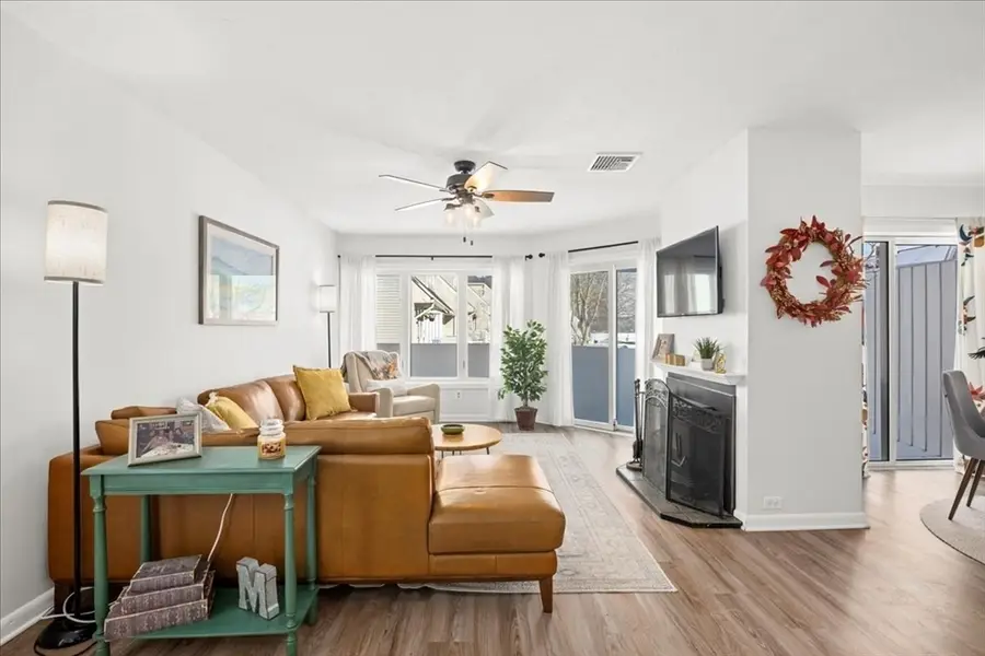 306 Beacon Park #306, Webster, MA 01570 - Image #3