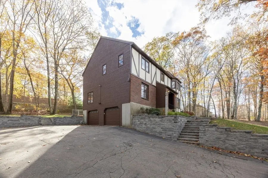 16 Oak Tree Dr, Milford, MA 01757 - Image #3