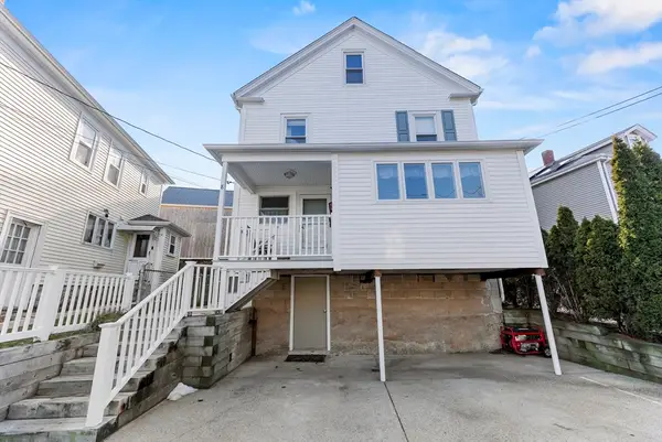8 Peck Ave, Plymouth, MA 02360