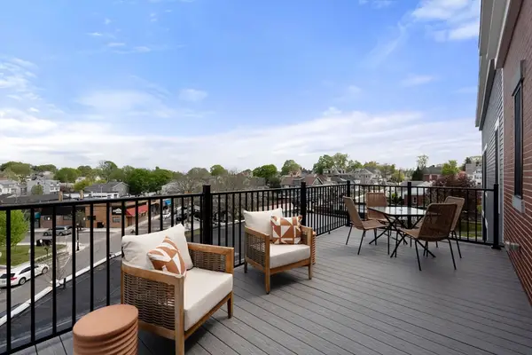 10 Somerset #401, Winthrop, MA 02152