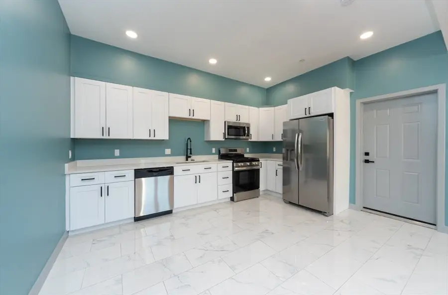 115-117 Mechanic #3, Clinton, MA 01510 - Image #2