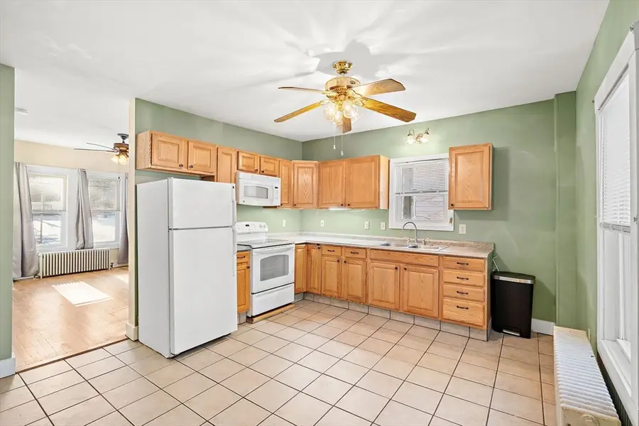 78 Essex St, Marlborough, MA 01752 - Image #3