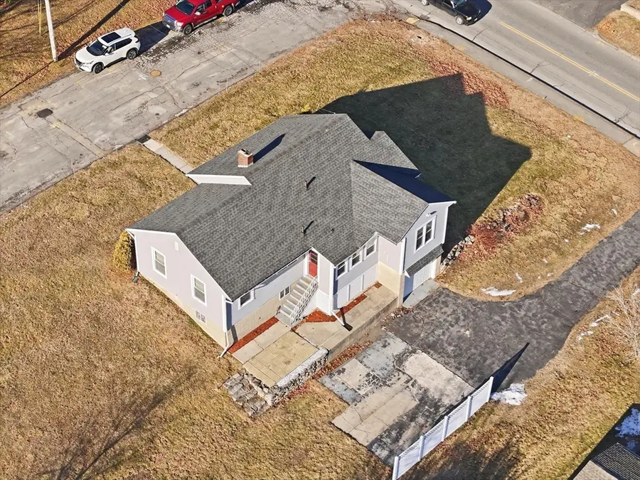 2 Oak Knoll Rd, Methuen, MA 01844 - Image #3