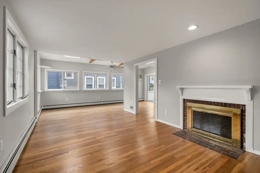 37 Evans St, Watertown, MA 02472 - Image #3