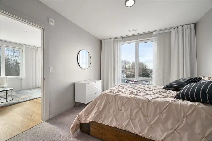 21 Soldiers Field Pl #408, Boston, MA 02135 - Image #2