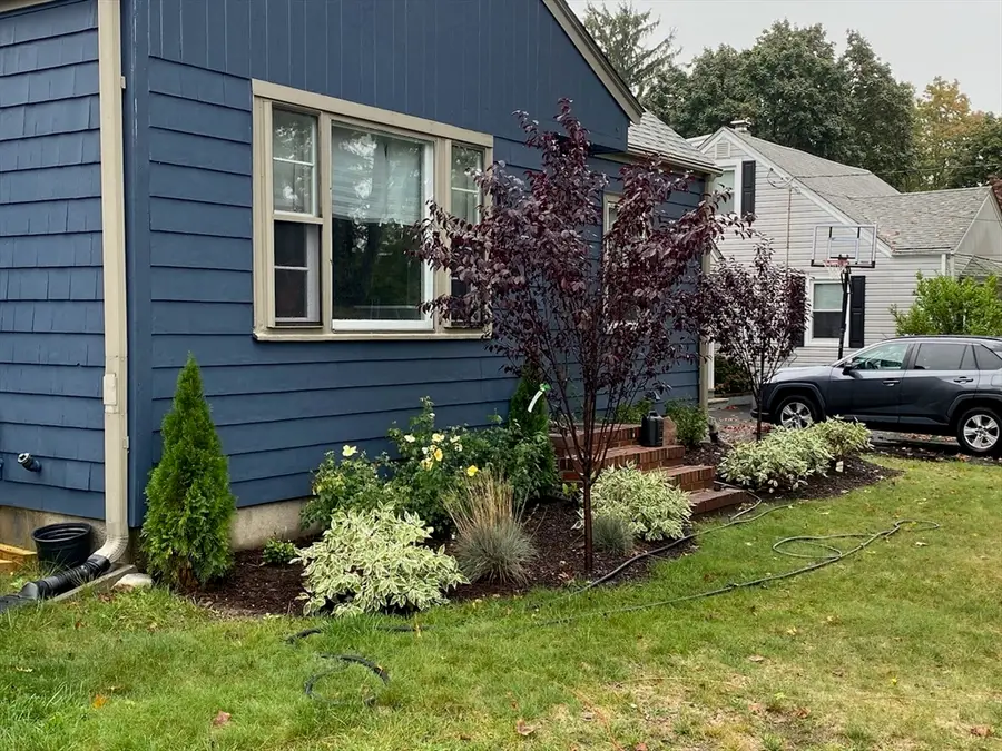 23 Crescent Ave, North Attleboro, MA 02760 - Image #2